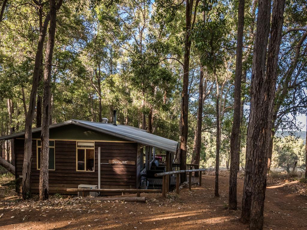 Balingup Heights Hilltop Forest Cottages المظهر الخارجي الصورة