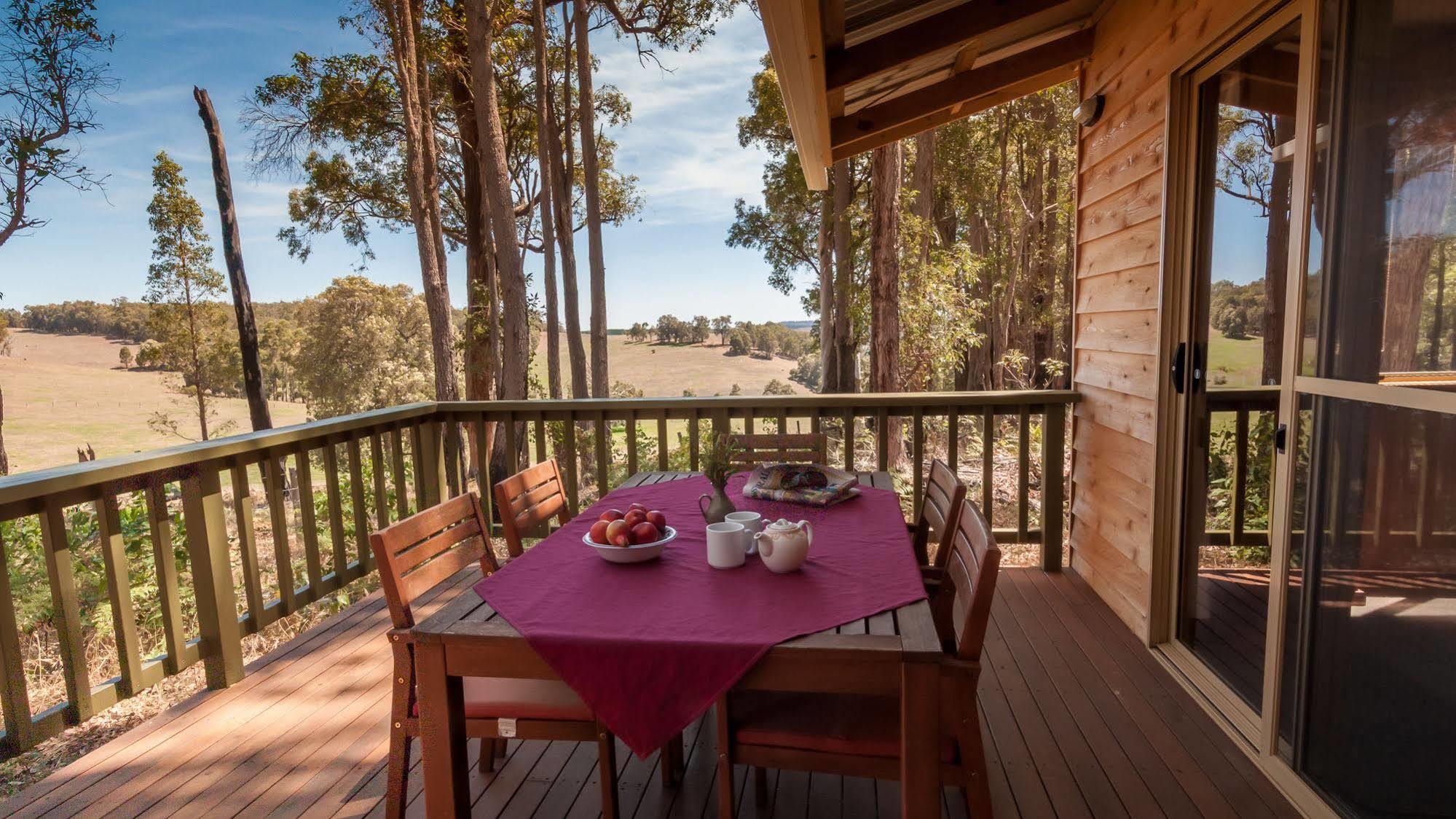 Balingup Heights Hilltop Forest Cottages المظهر الخارجي الصورة