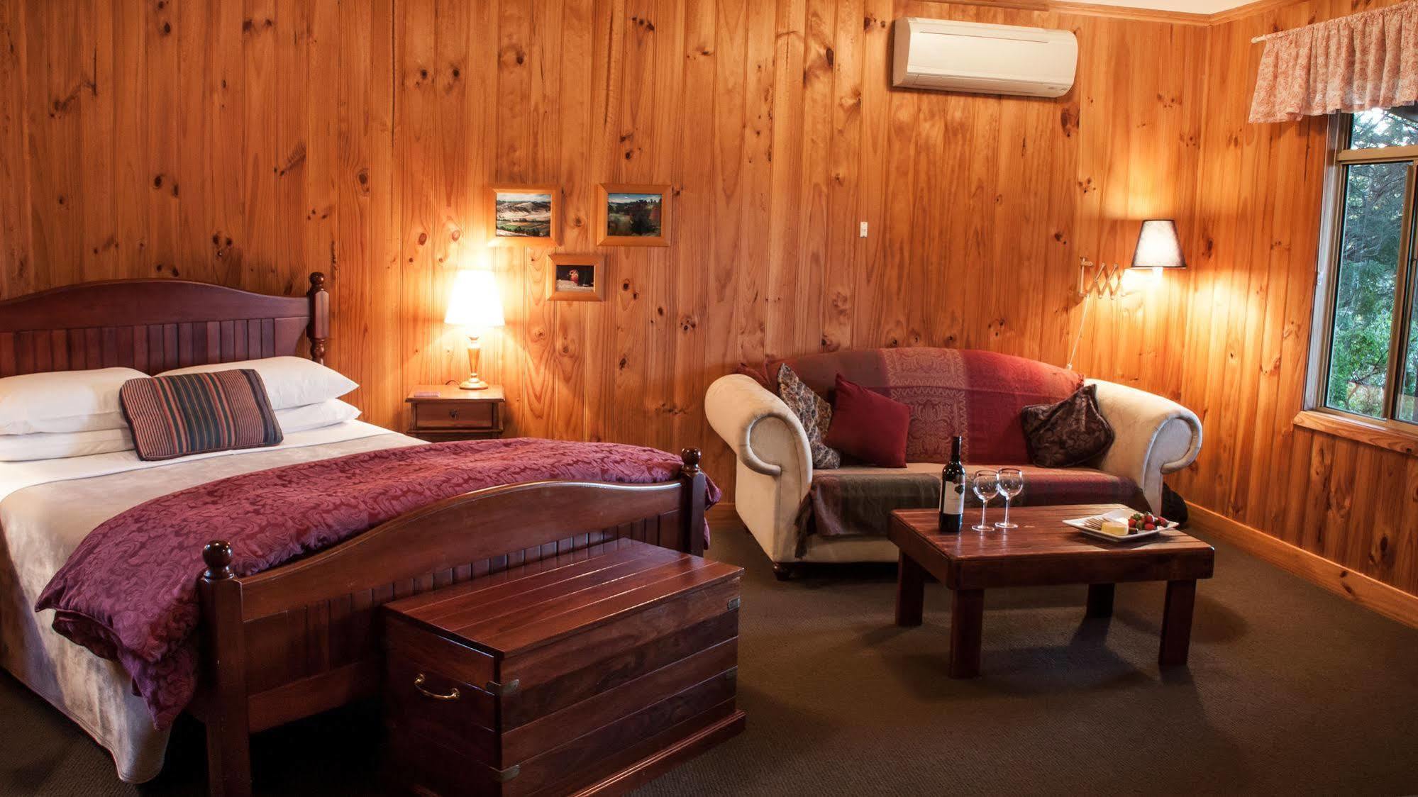 Balingup Heights Hilltop Forest Cottages المظهر الخارجي الصورة