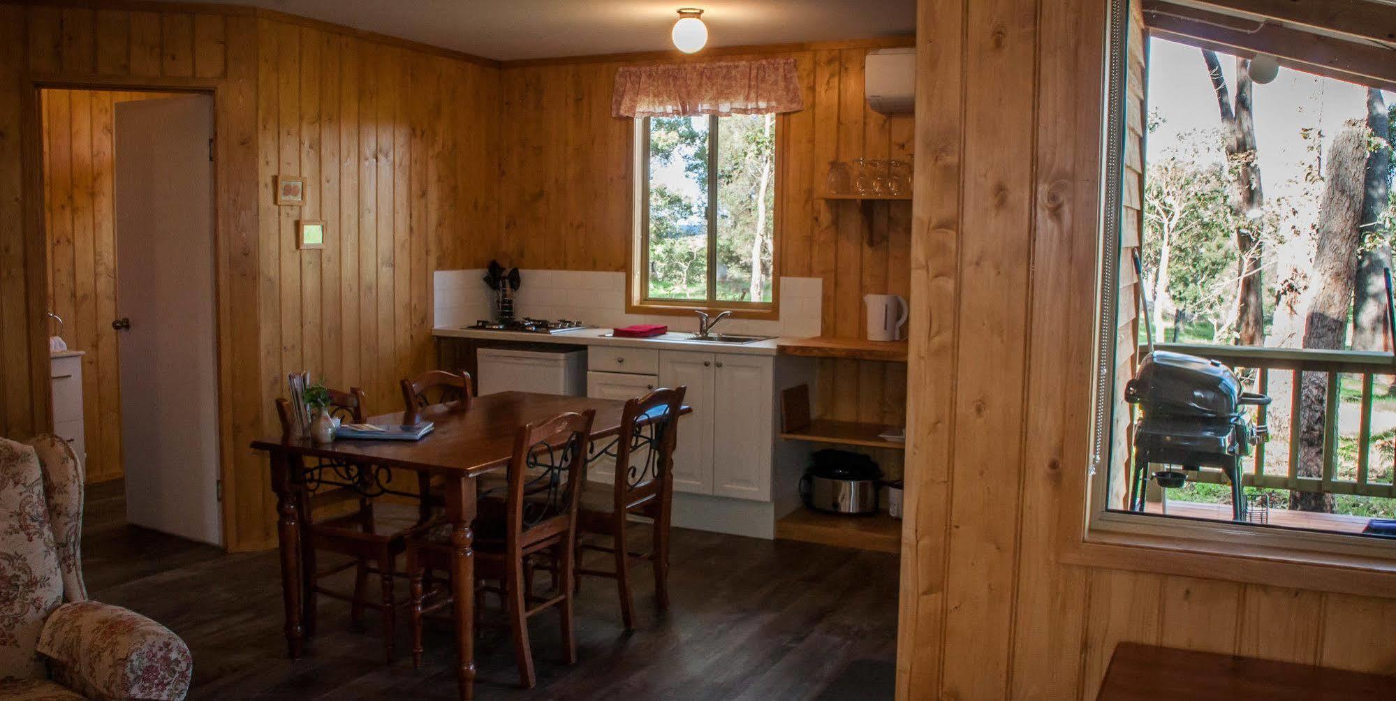 Balingup Heights Hilltop Forest Cottages المظهر الخارجي الصورة