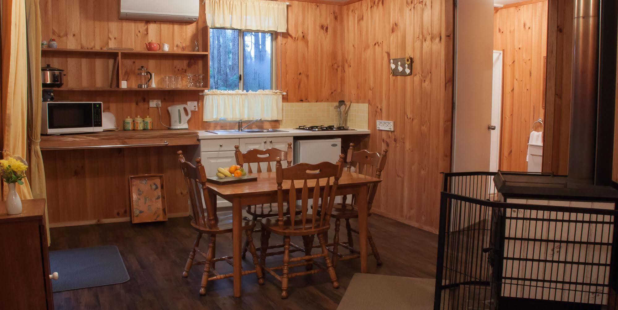 Balingup Heights Hilltop Forest Cottages المظهر الخارجي الصورة