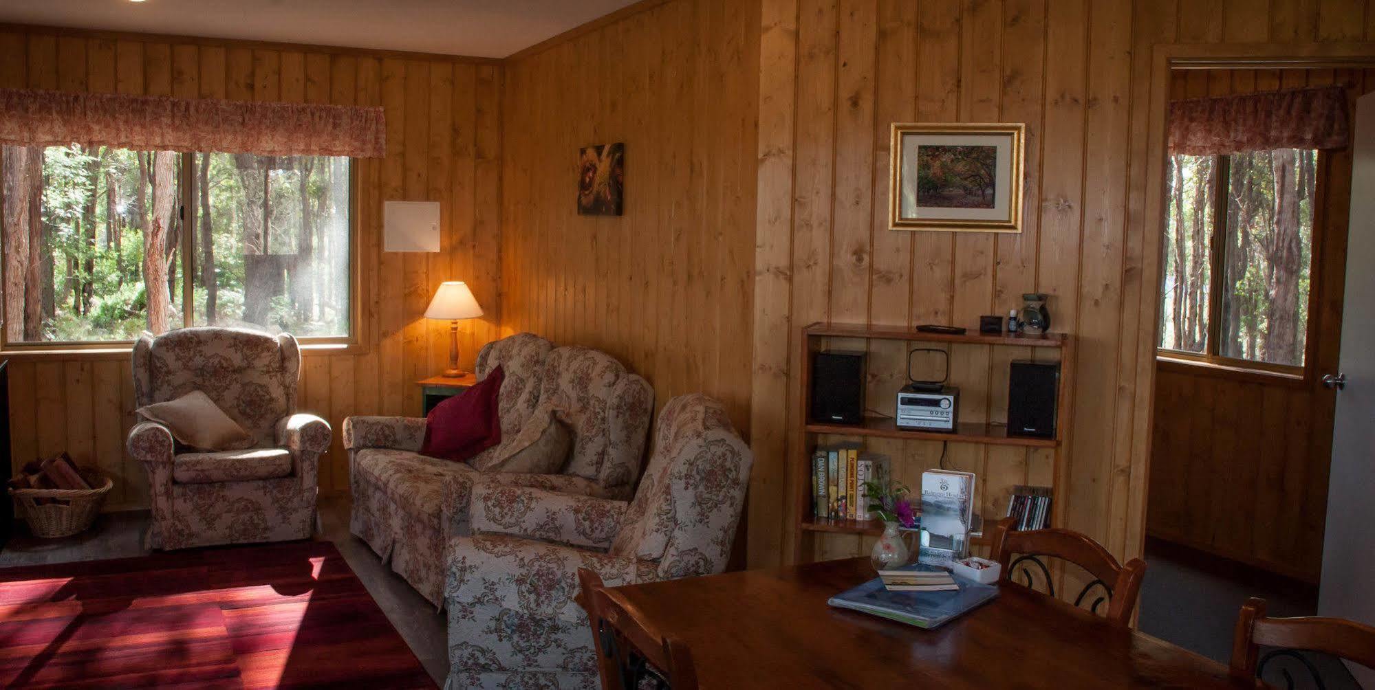 Balingup Heights Hilltop Forest Cottages المظهر الخارجي الصورة